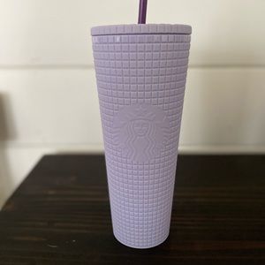 Starbucks venti light purple diamond cut cup.. new